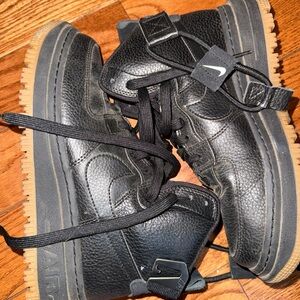 Nike Air Force 1 High Utility 2.0
Black Gum Orange (Women's)